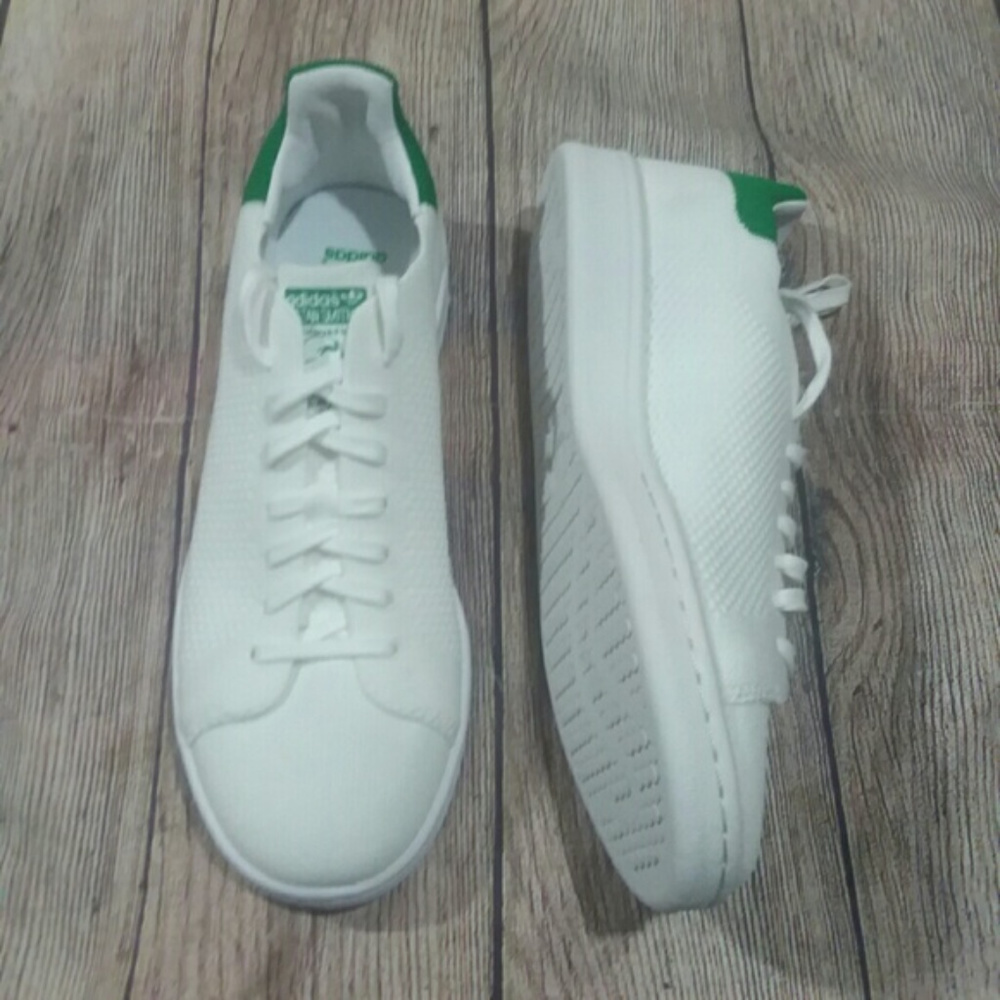 NIB Adidas Stan Smith PK J White Green Sneakers